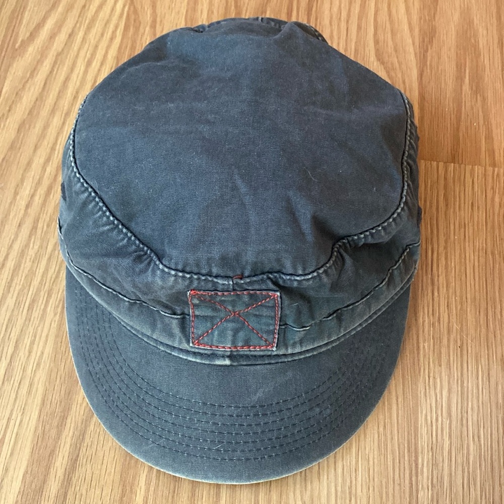 ❤️ KURTZ Authentic Unisex Hat Size Small